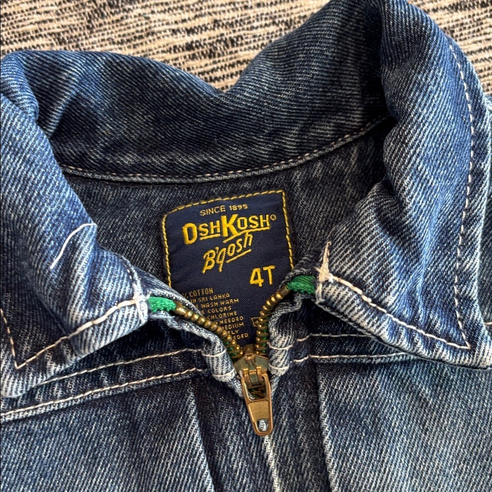 Vintage OshKosh toddler denim jacket - Picture 2 of 5